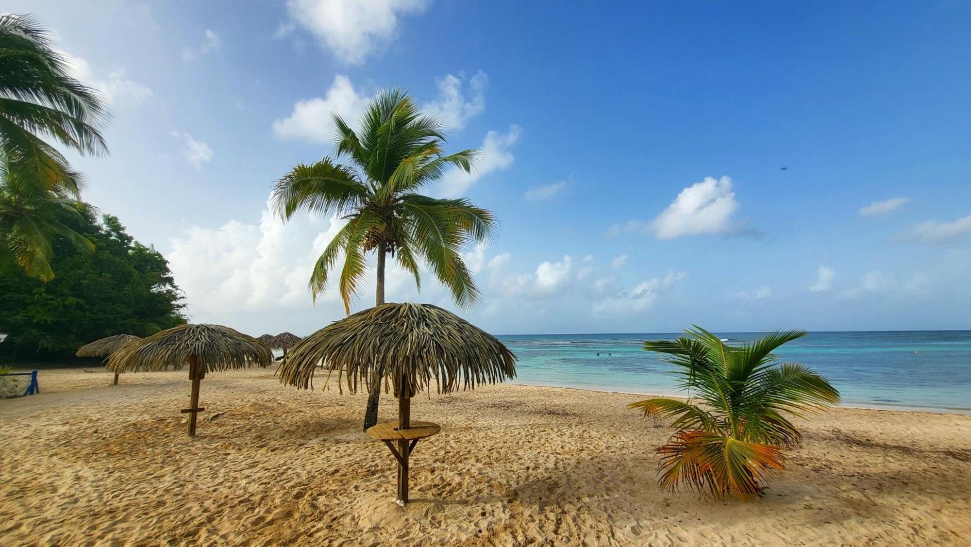 Kaz Lorike - Vue Mer & Piscine Exceptionnelle - Anse Des Rochers Сен-Франсуа Екстер'єр фото
